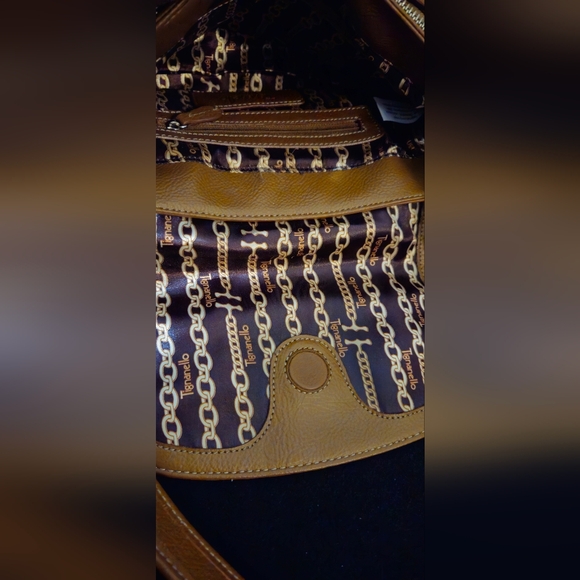 Tignanello Dark Tan Leather Shoulder Bag - Picture 7 of 8